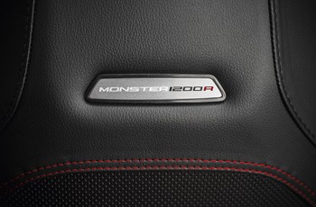 Ducati Monster 1200 R 2017 - Bild 28 Ducati Monster 1200 R 2017 - Bild 28